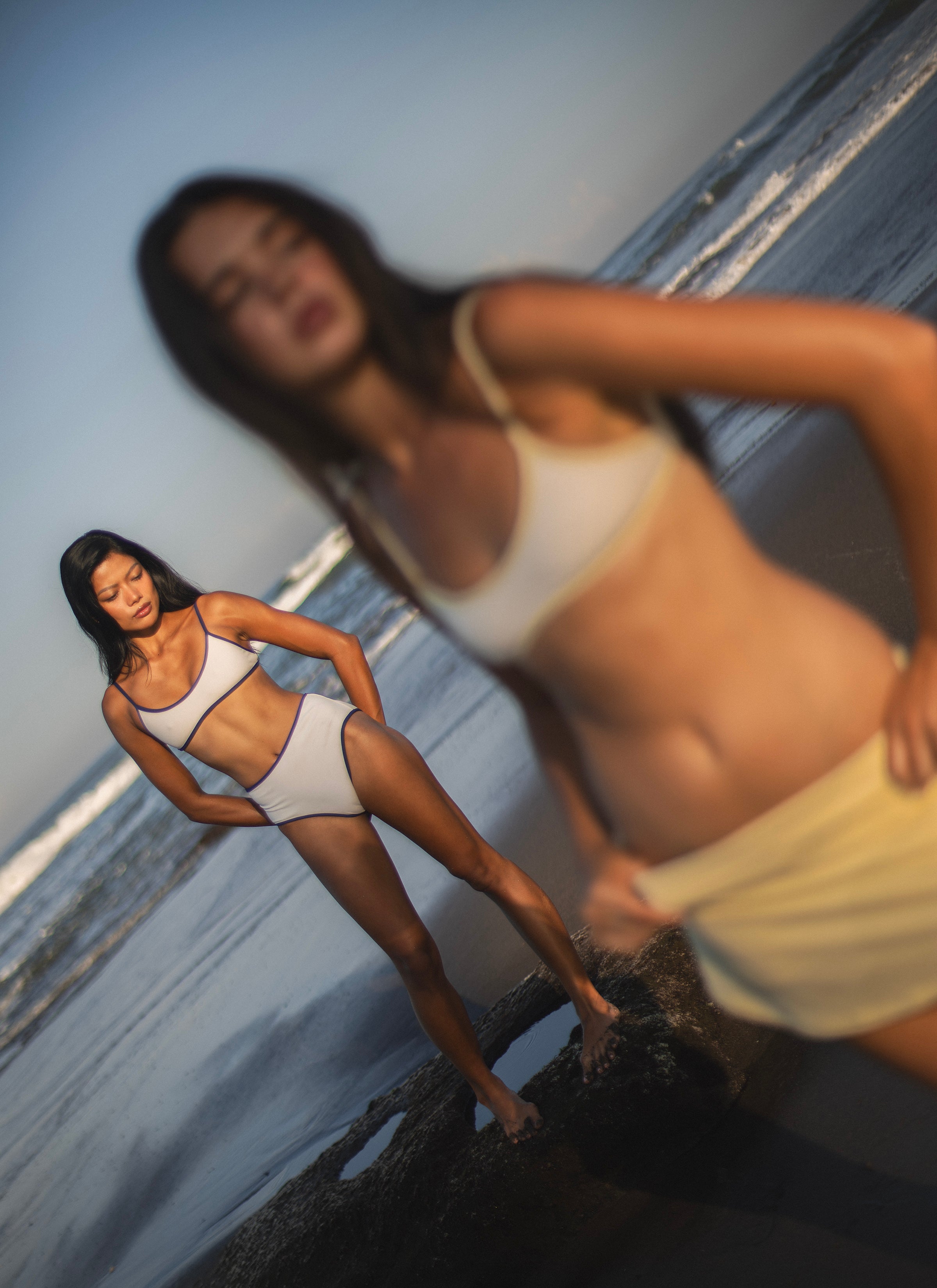 Salt Reversible Bottom campaign image, reversible Lemon Cream and Deep Blue